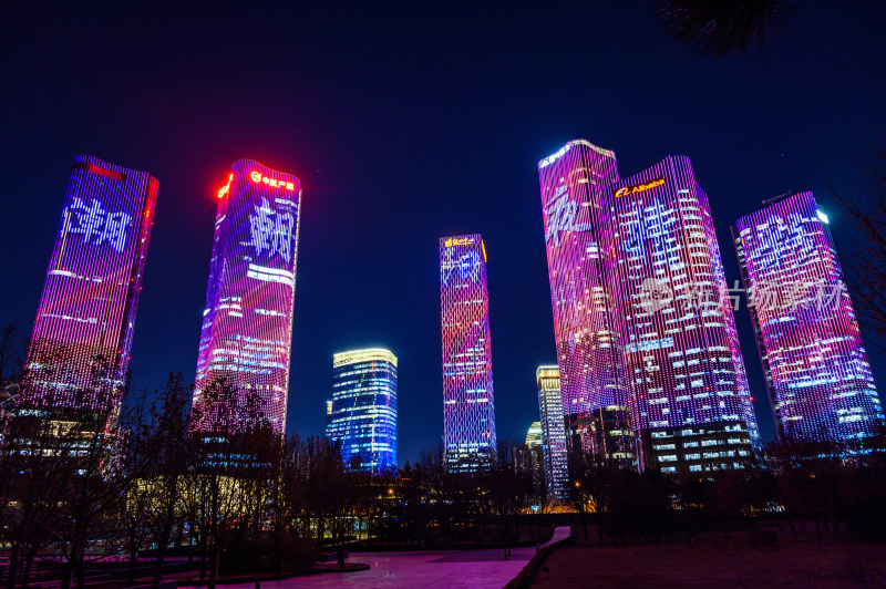 北京望京CBD建筑群灯光秀夜景