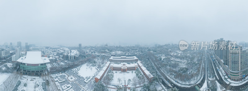 武汉武昌阅马场红楼公园雪景风光