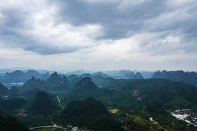 桂林阳朔漓江山水自然风光航拍