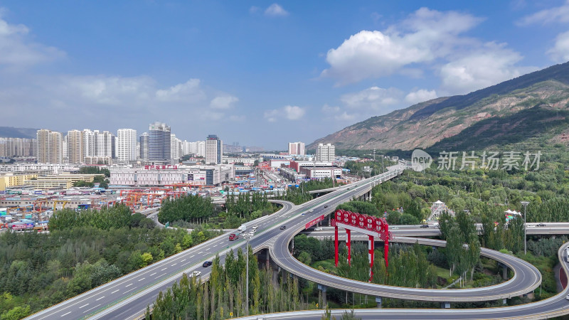 青海西宁大景青海城市建设航拍