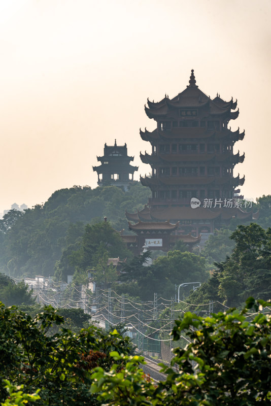 湖北武汉武昌京广铁路黄鹤楼白云阁