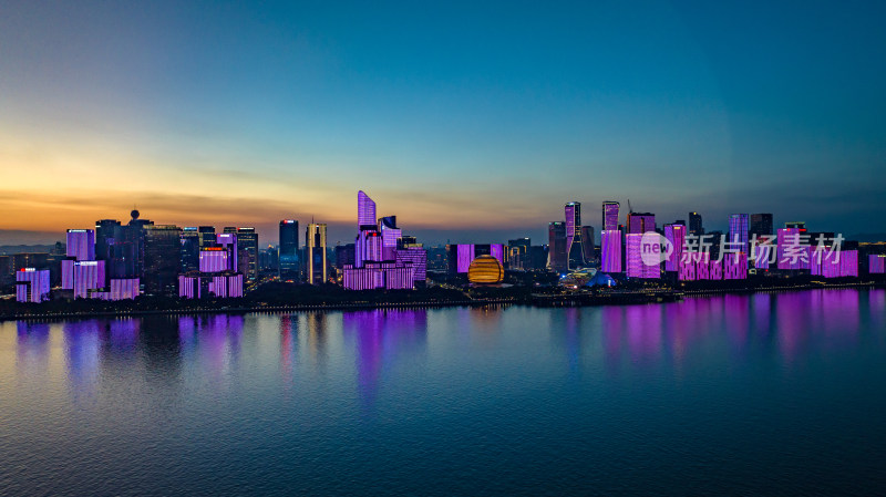 杭州钱江新城城市阳台夜景