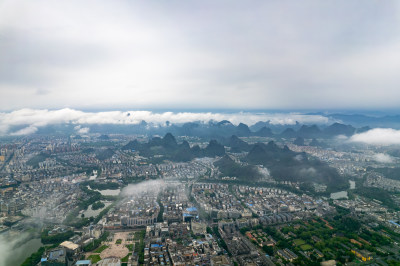 广西桂林城市清晨迷雾云海风景航拍摄影图