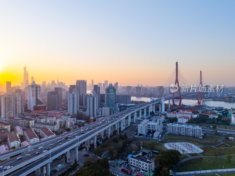 航拍上海杨浦大桥日落美景