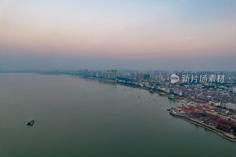 广西北海城市夕阳晚霞航拍摄影图