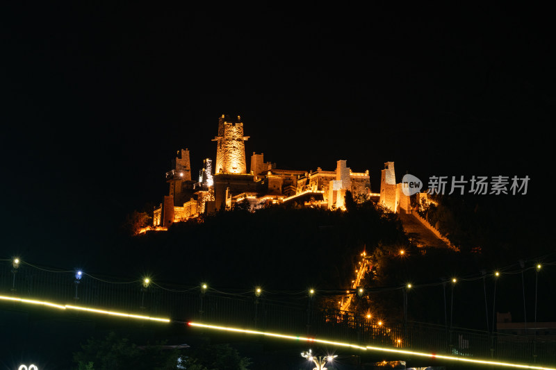 四川阿坝茂县银龟圣山祭祖坛夜景