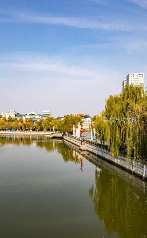 济宁老运河古运河城市河流景观城市建筑倒影