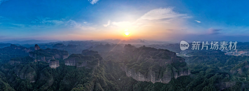 广东韶关丹霞山景区丹霞地貌航拍全景图