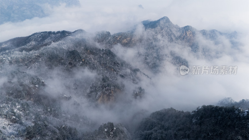 太行山余脉白云山冬季雪景冰挂雾凇实拍