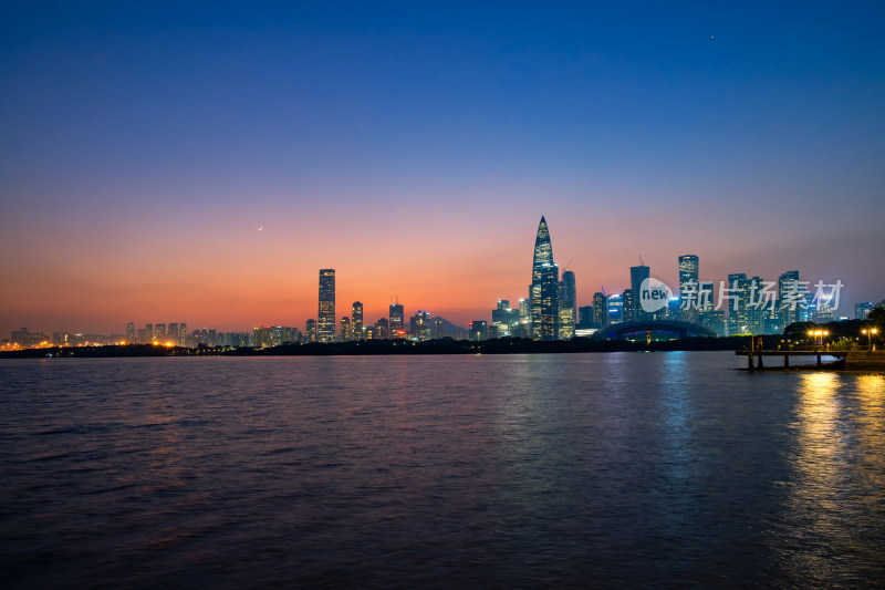 深圳湾后海CBD天际线夜景