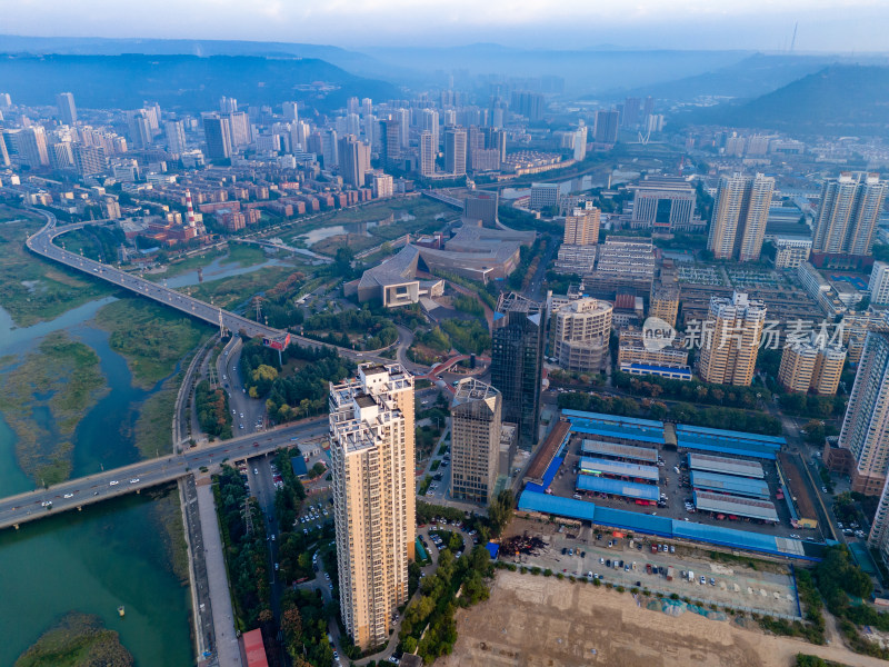 陕西宝鸡城市风光航拍图