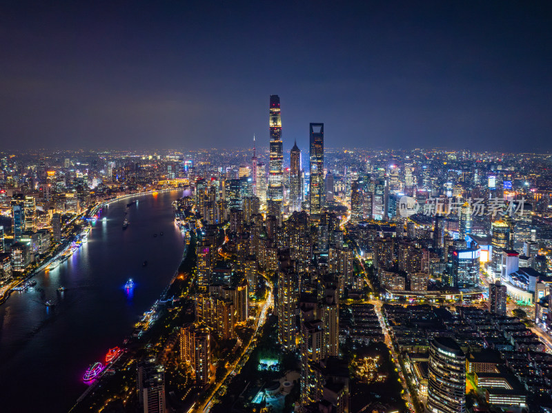 航拍上海外滩黄浦江陆家嘴城市夜景