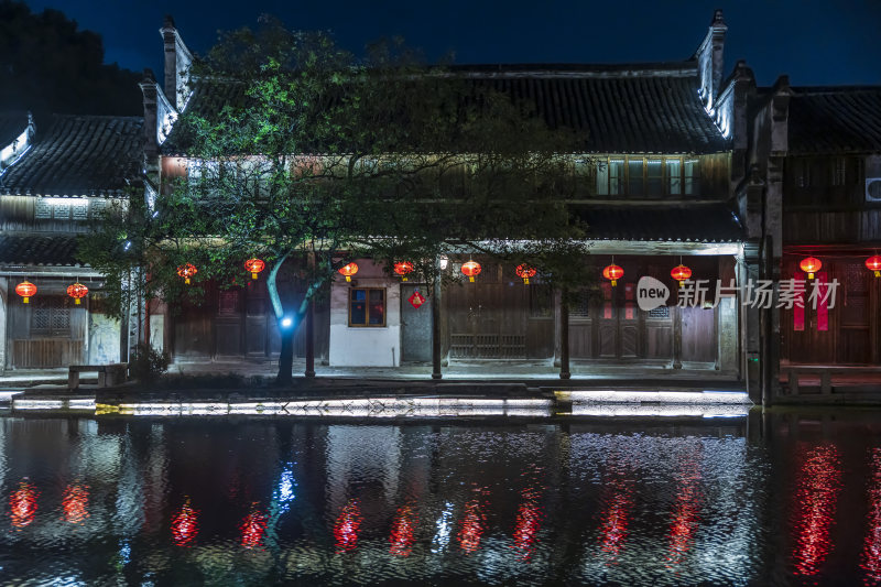 浙江湖州南浔古镇水乡百间楼夜景