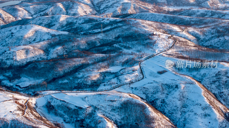 冬季雪后豫西丘陵山区自然风景航拍