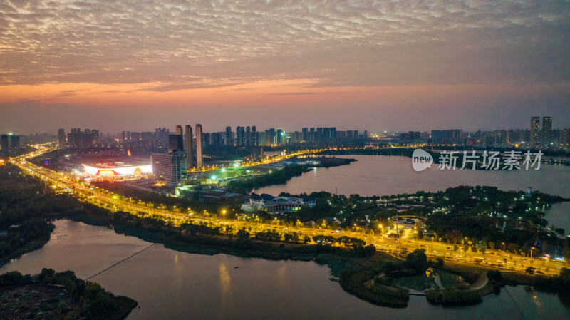 武汉金银湖与金山大道夜景