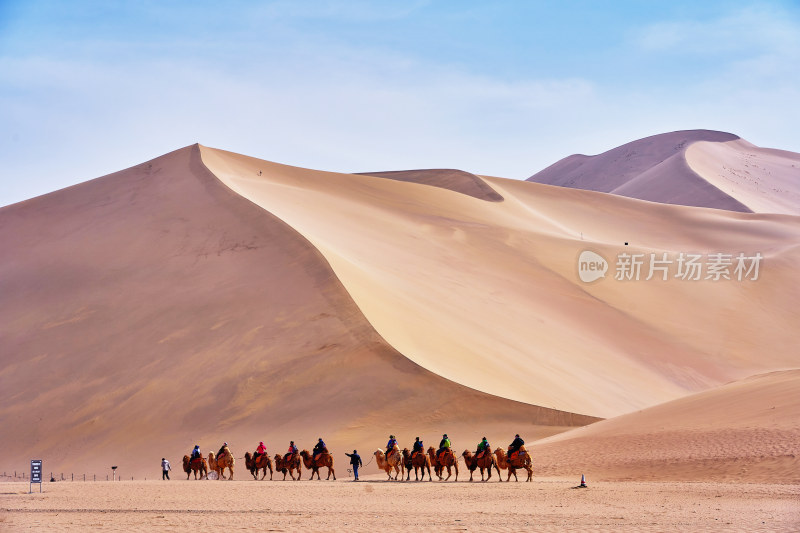 甘肃敦煌鸣沙山