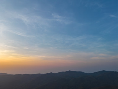 航拍山脉夕阳晚霞自然风光