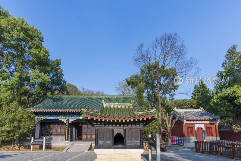 武汉江夏区龙泉山风景区明王寝