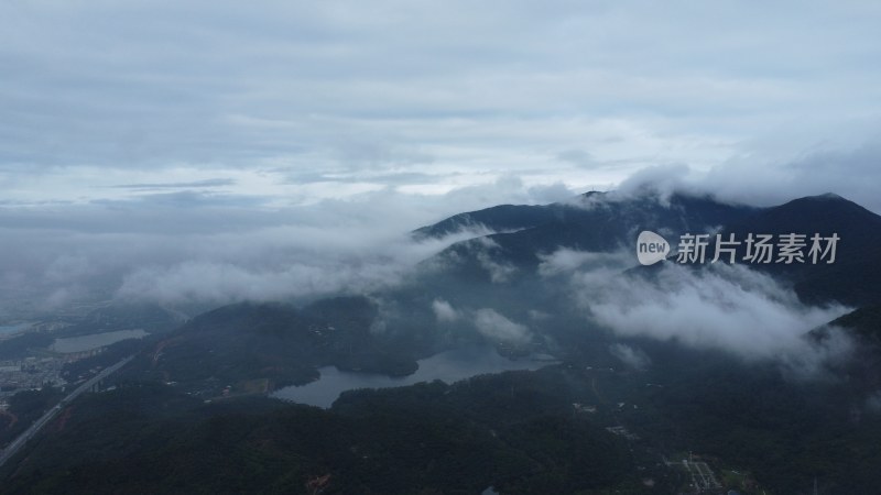 广东东莞：银瓶山森林公园清溪景区云海