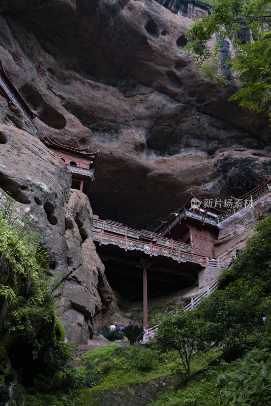 福建三明市泰宁大金湖悬空寺