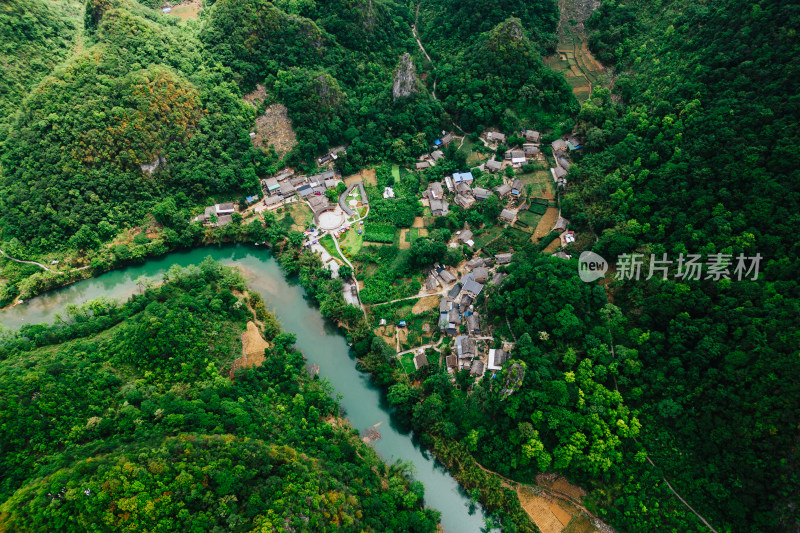 安顺格凸河风景区大河苗寨