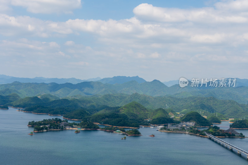 千岛湖天屿山观景台俯瞰千岛湖