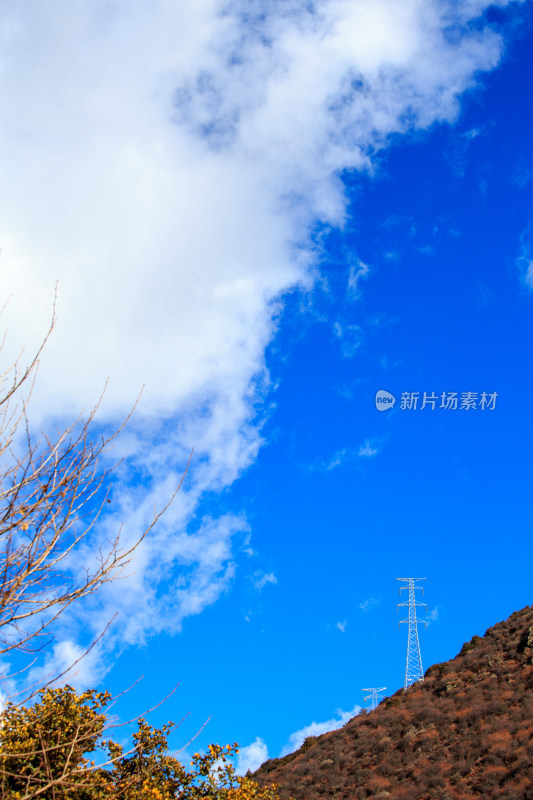 中国西藏林芝雅鲁藏布江苯日神山旅游区