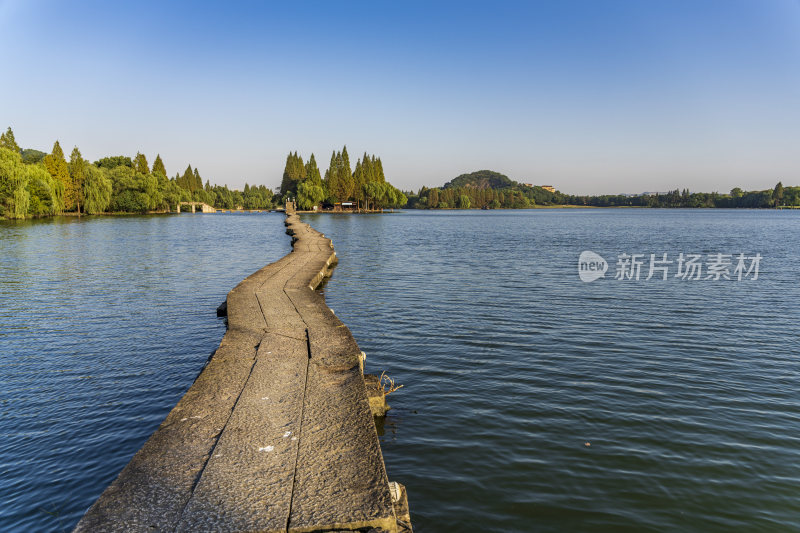 绍兴柯岩风景区鉴湖古纤道景点