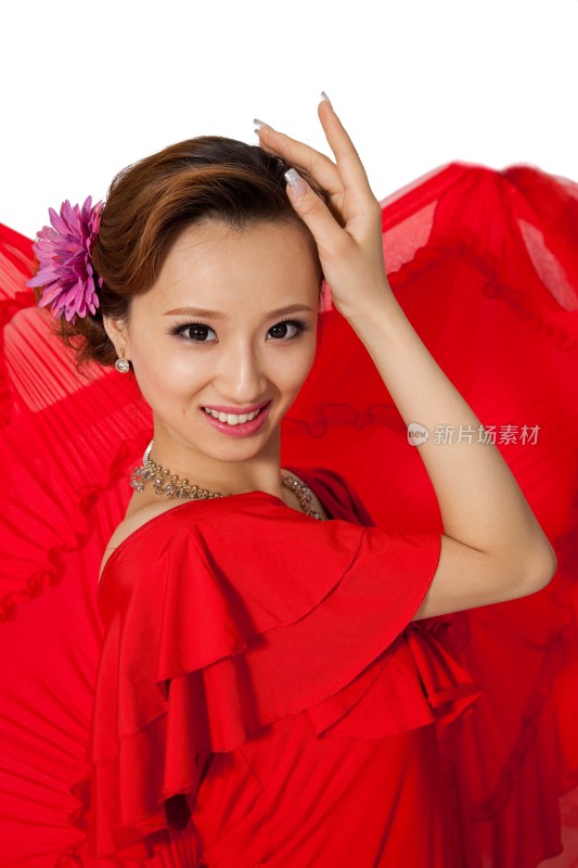 棚拍穿红色连衣裙的年轻女人