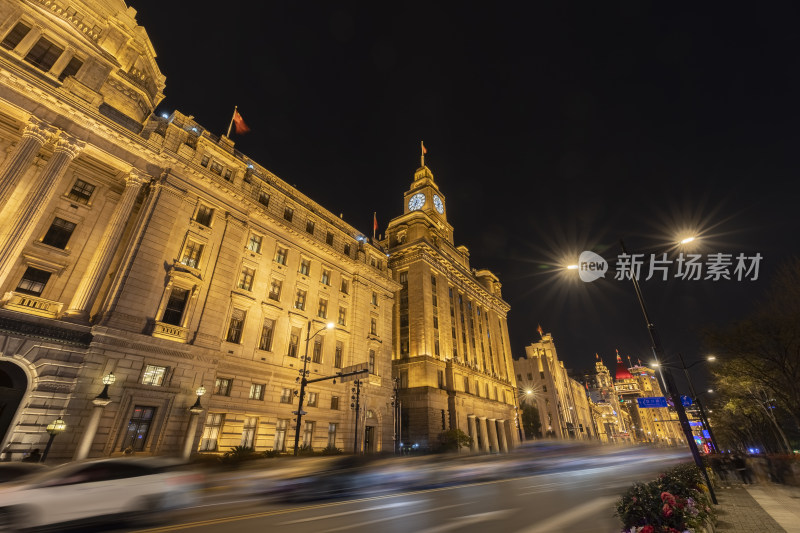上海外滩万国建筑博览群海关大楼夜景