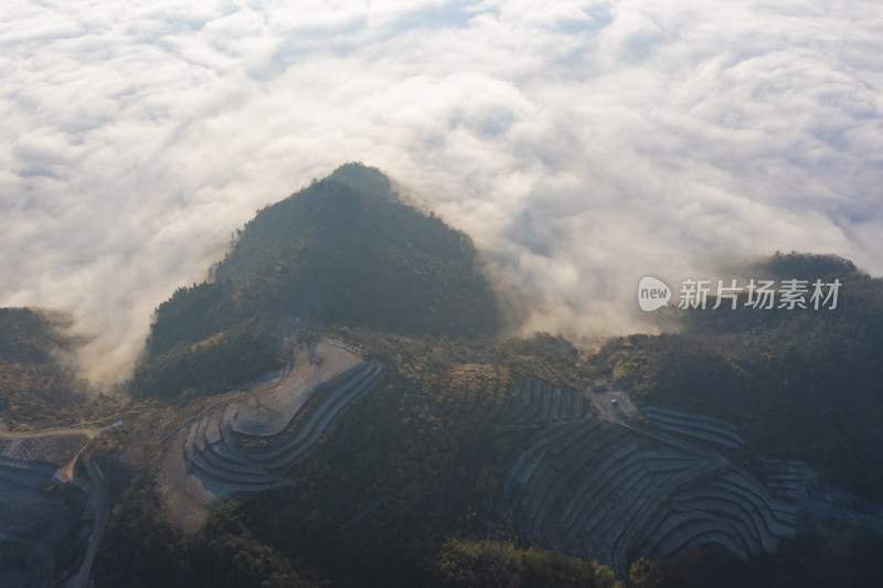 高山山峦群山晨曦日出云海航拍