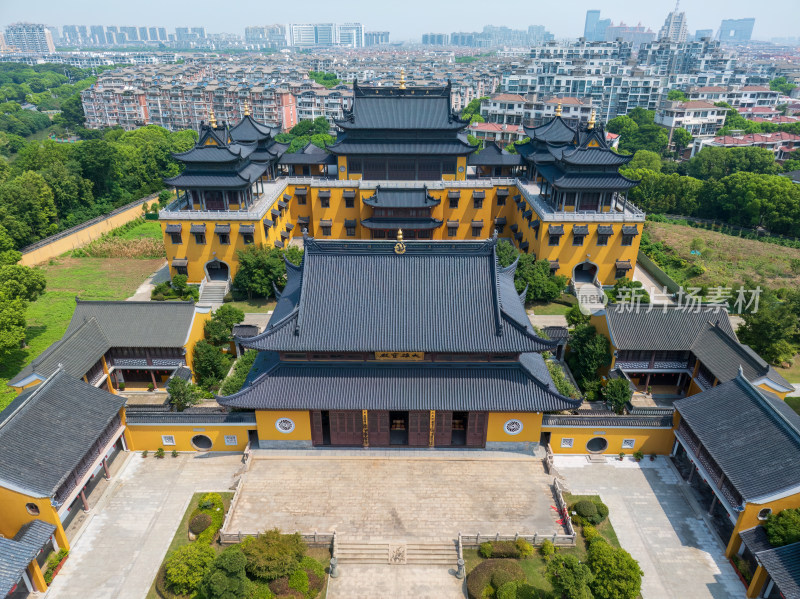 夏季白天航拍苏州张家港河南禅寺佛教建筑