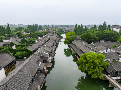 航拍江南水乡古镇乌镇全景