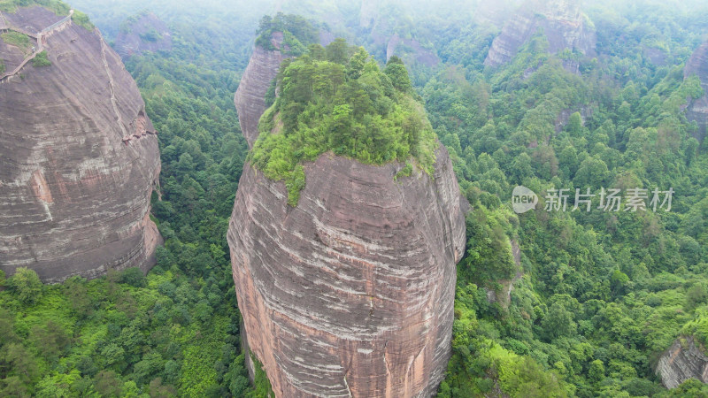 丹霞地貌湖南万佛山4A景区航拍图