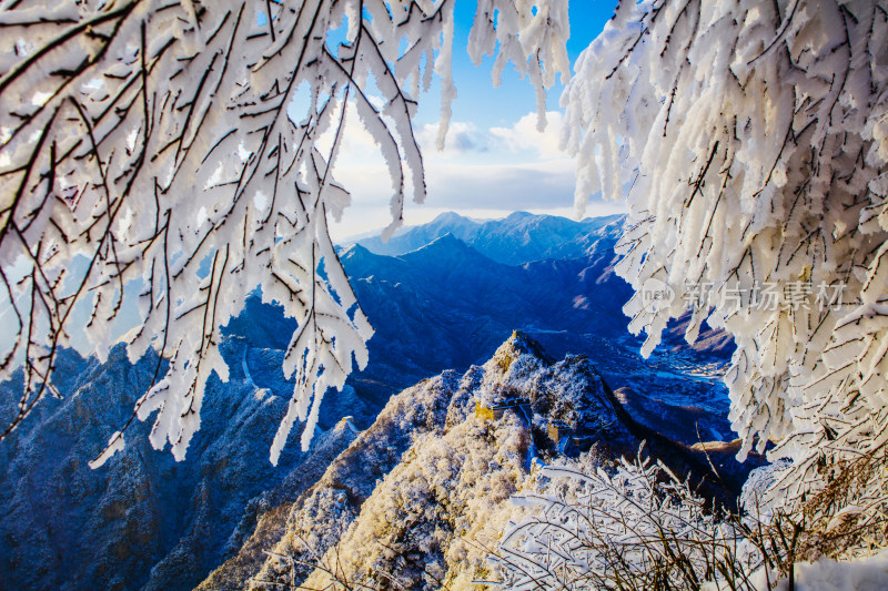 长成雪后冬季风光