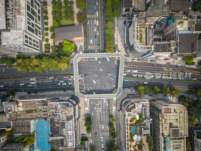 浙江杭州延安路庆春路天桥