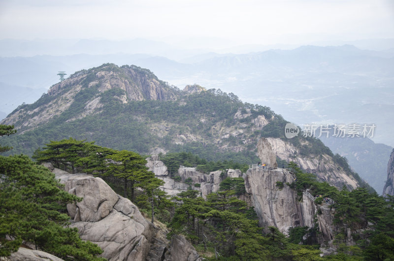 黄山松崖绝壁 奇松怪石 峰峦叠嶂