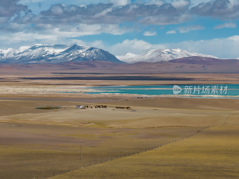 西藏那曲地区无人区达则措雪山湖泊高空航拍