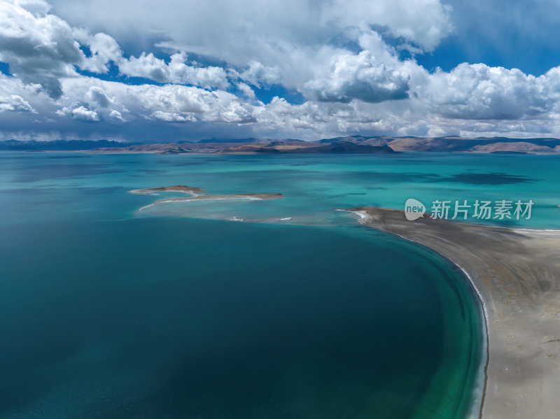 西藏阿里羌塘无人区扎日南木措高空航拍