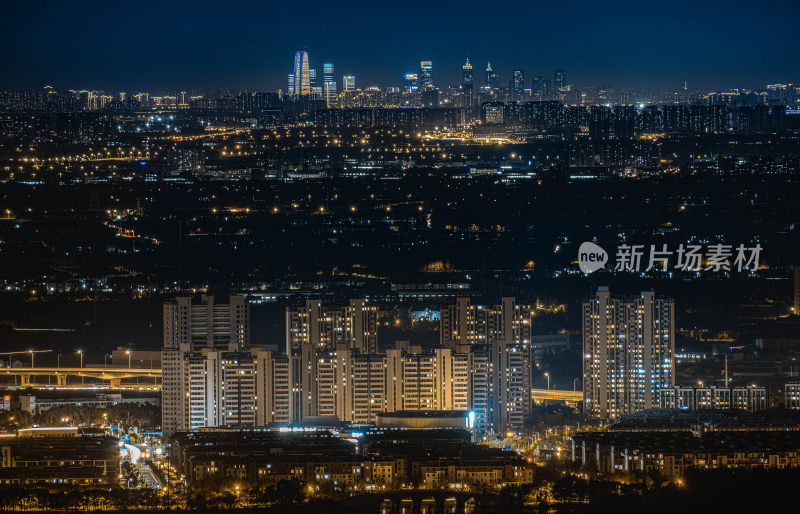 城市夜景高楼远景