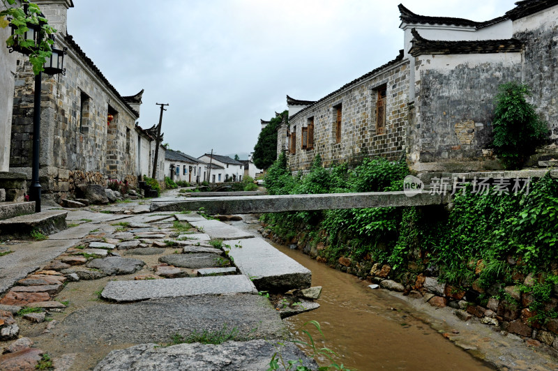 古色古香的传统古建筑屋檐 安徽查济古村