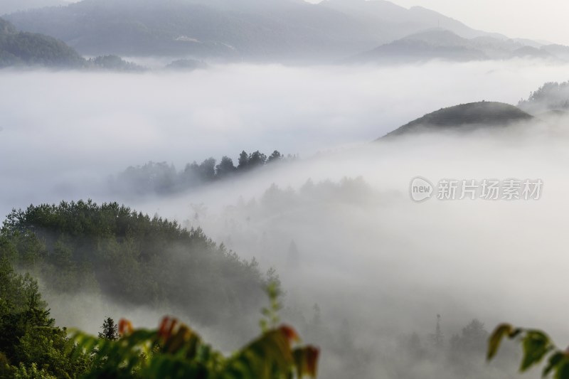 重庆酉阳：“睡佛”下的风景