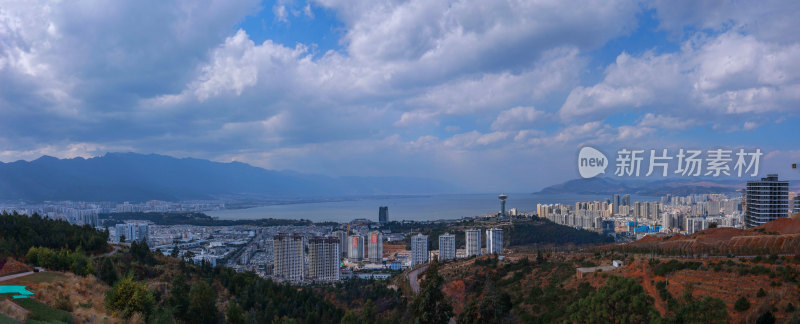 山地视角下的城市全景风貌