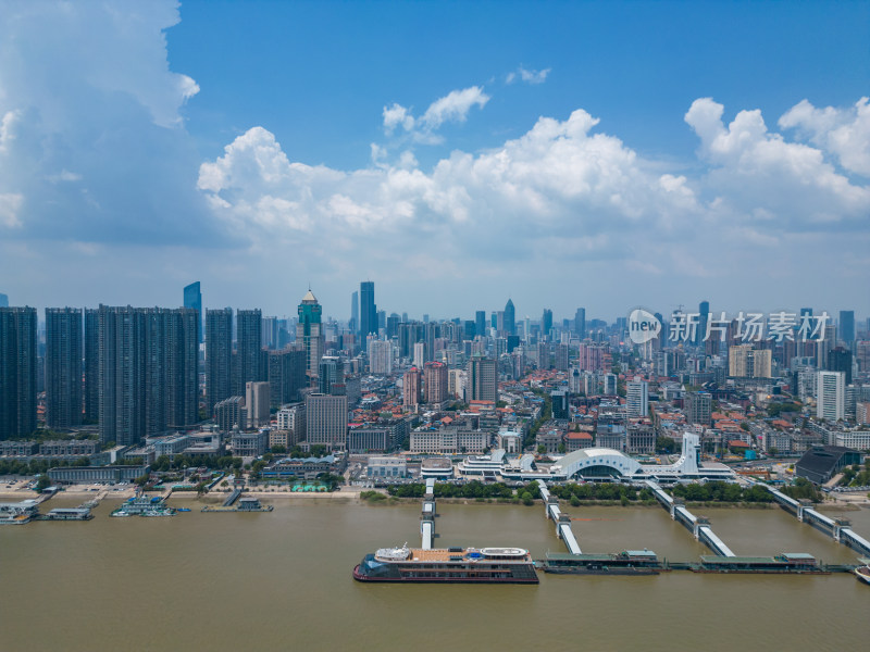 湖北武汉港汉口城市建设