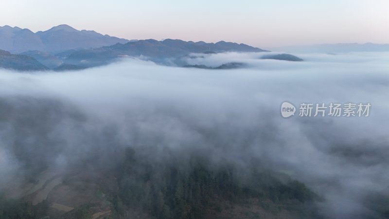 “睡佛”山下  风光旖旎