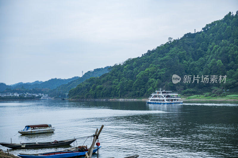 安徽新安江十里画廊风景