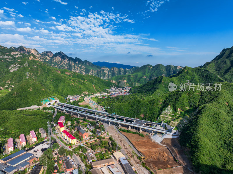 北京门头沟京蔚高速109国道下安路隧道