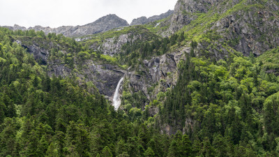 四川西部阿坝理县毕棚沟景区的迷人景色