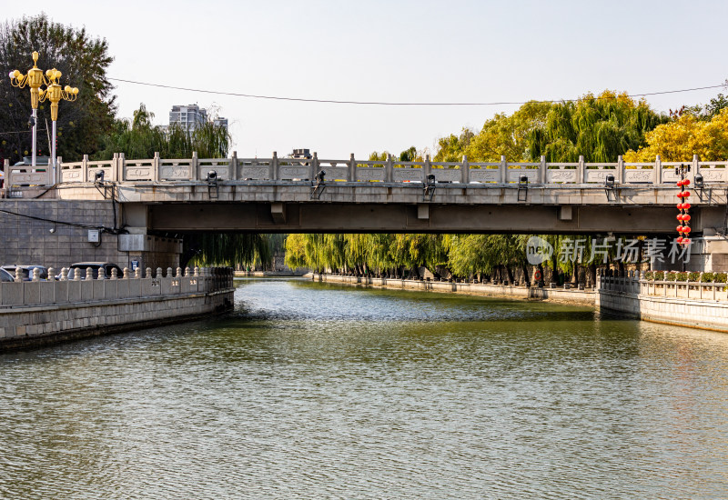 济宁老运河古运河城市河流景观城市建筑倒影