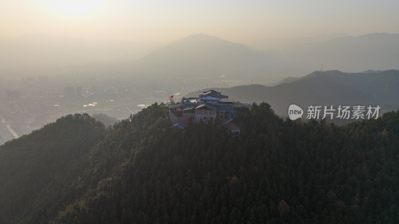 永州蓝山县夔龙山风光